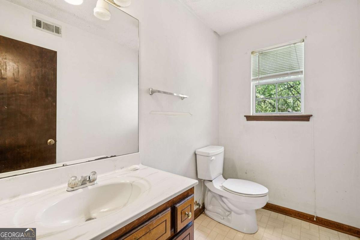 501 Forest Street Monroe - 17