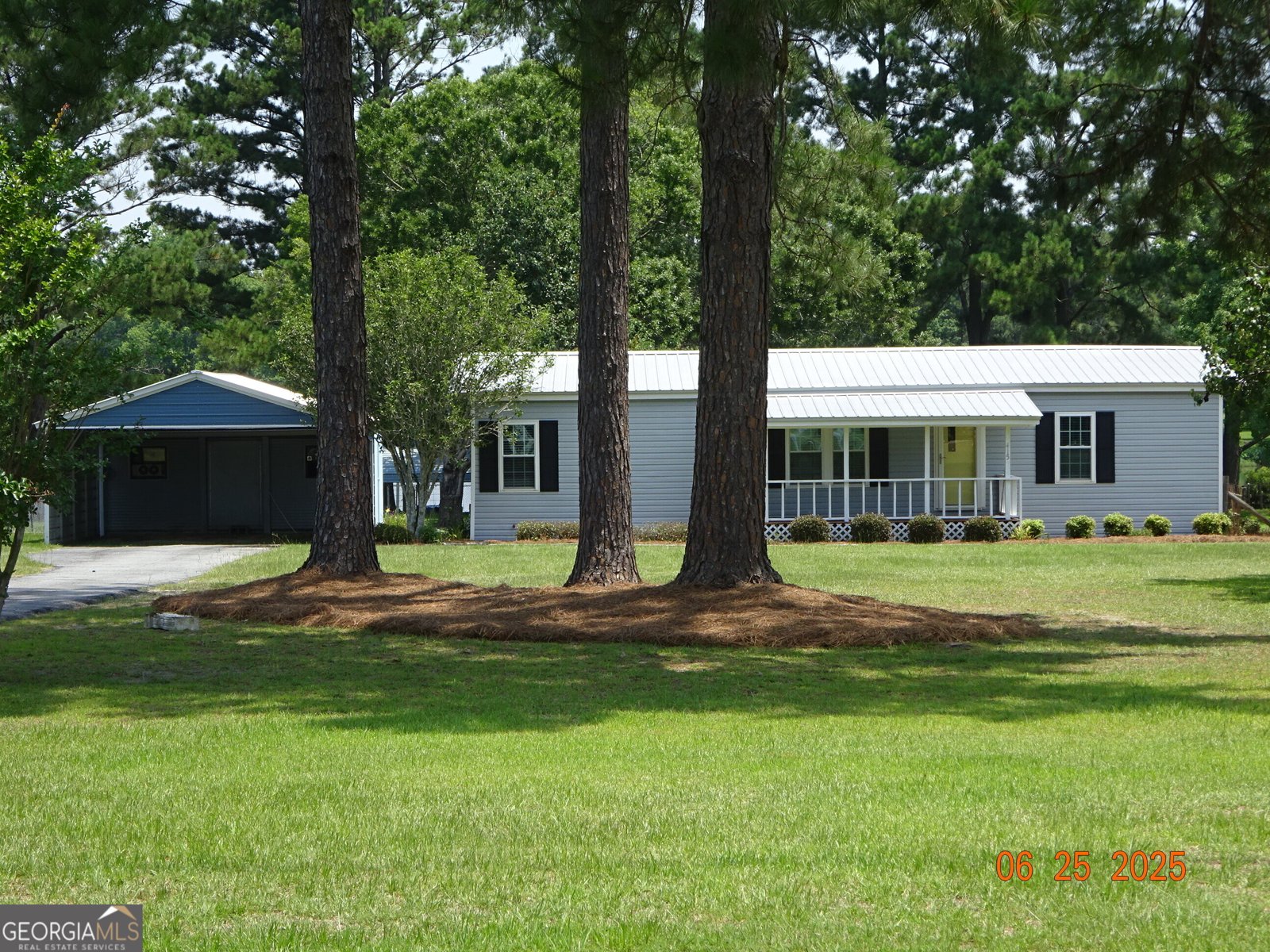415 Burkhalter Circle Claxton - 1