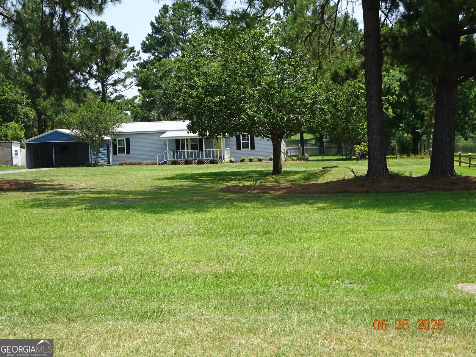 415 Burkhalter Circle Claxton - 2
