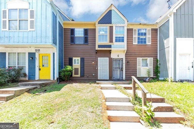 419 PRINCE OF WALES Stone Mountain - 1
