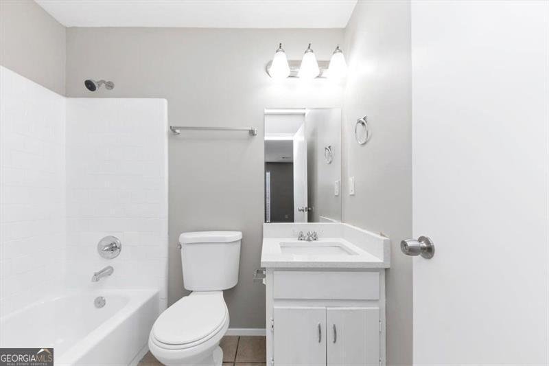 419 PRINCE OF WALES Stone Mountain - 16