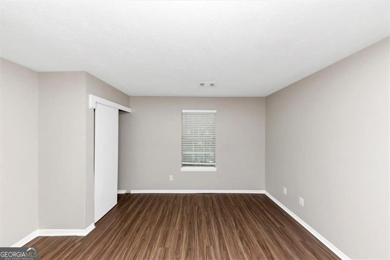 419 PRINCE OF WALES Stone Mountain - 18