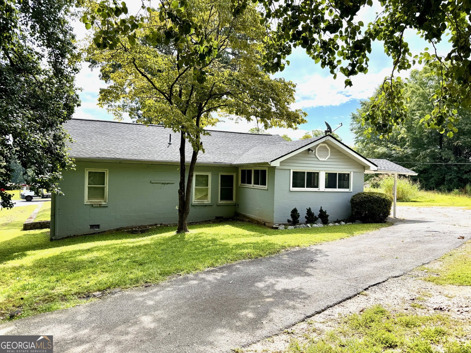 6717 Sweetwater Road Lithia Springs - 2
