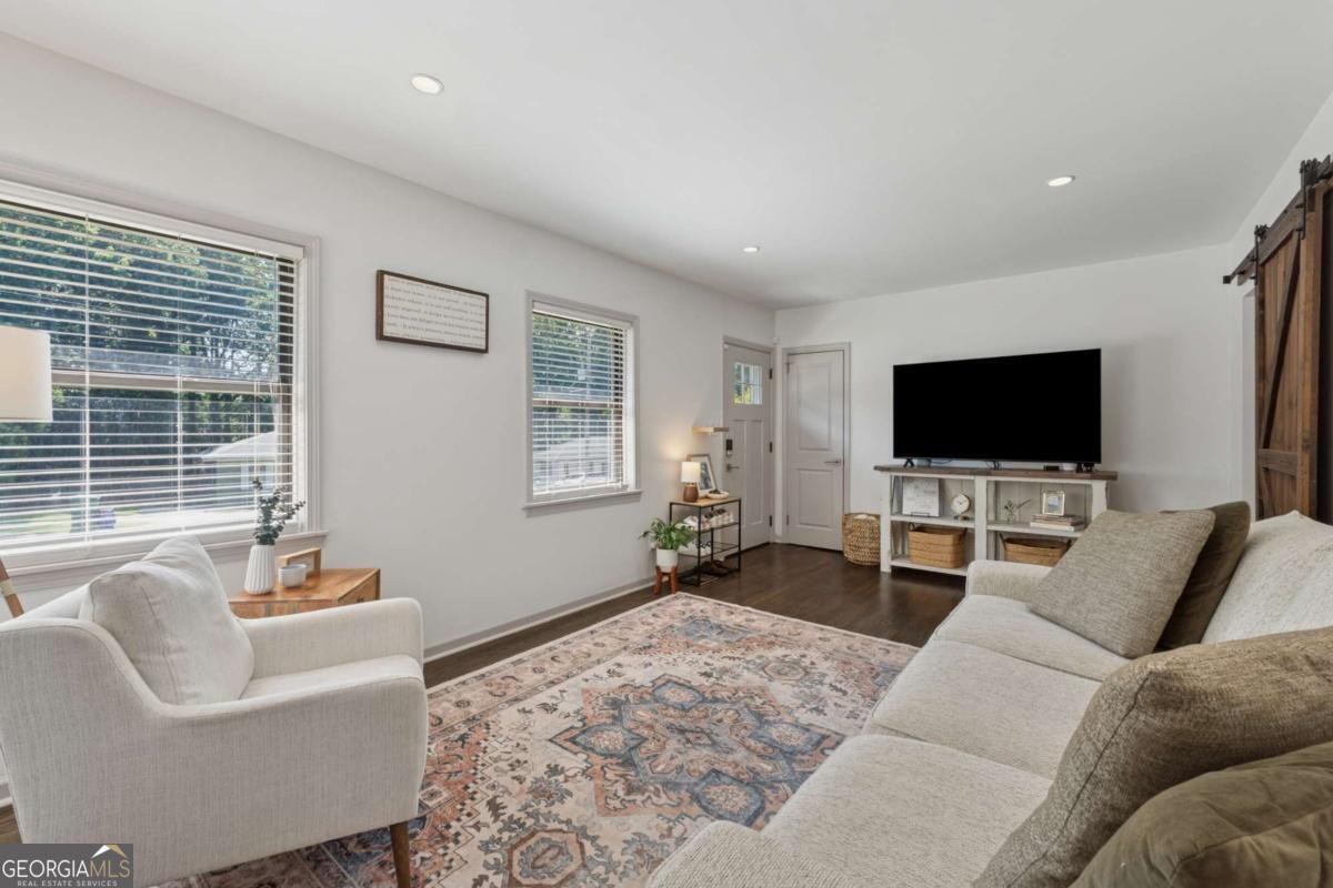 2547 Glendale Circle Smyrna - 6