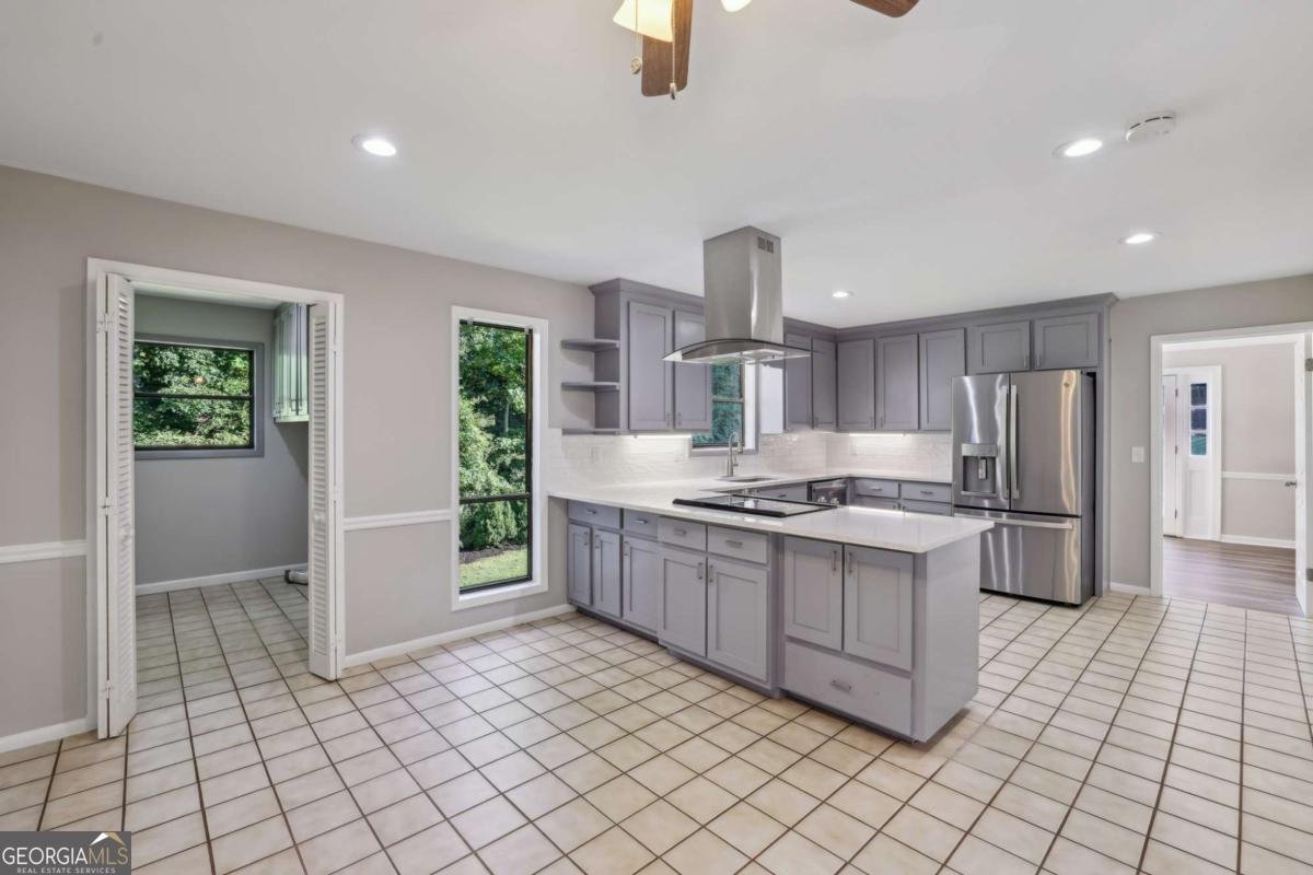 230 Hollyberry Court Roswell - 11