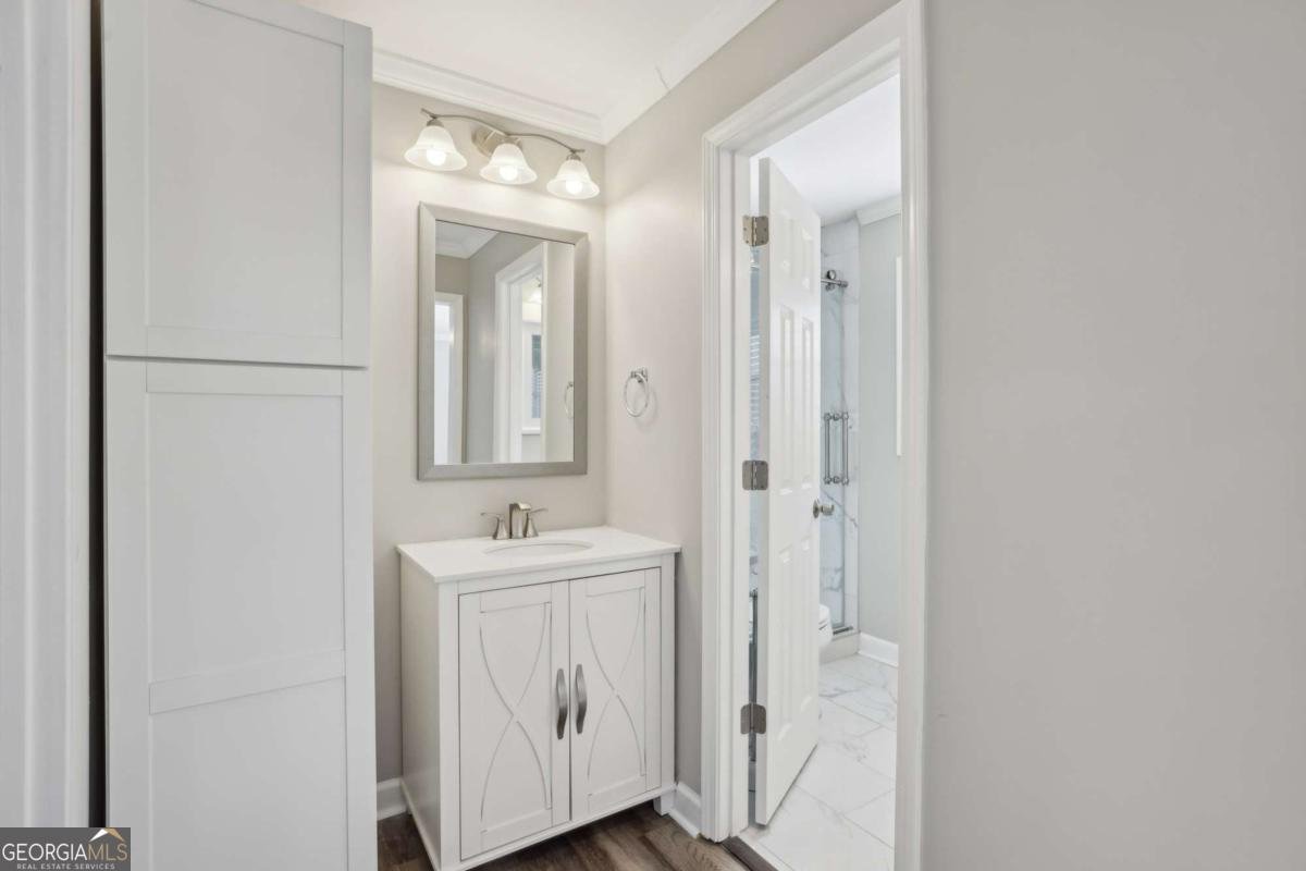 230 Hollyberry Court Roswell - 15