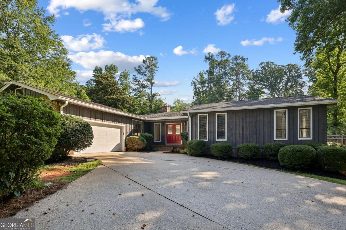 230 Hollyberry Court Roswell - 2