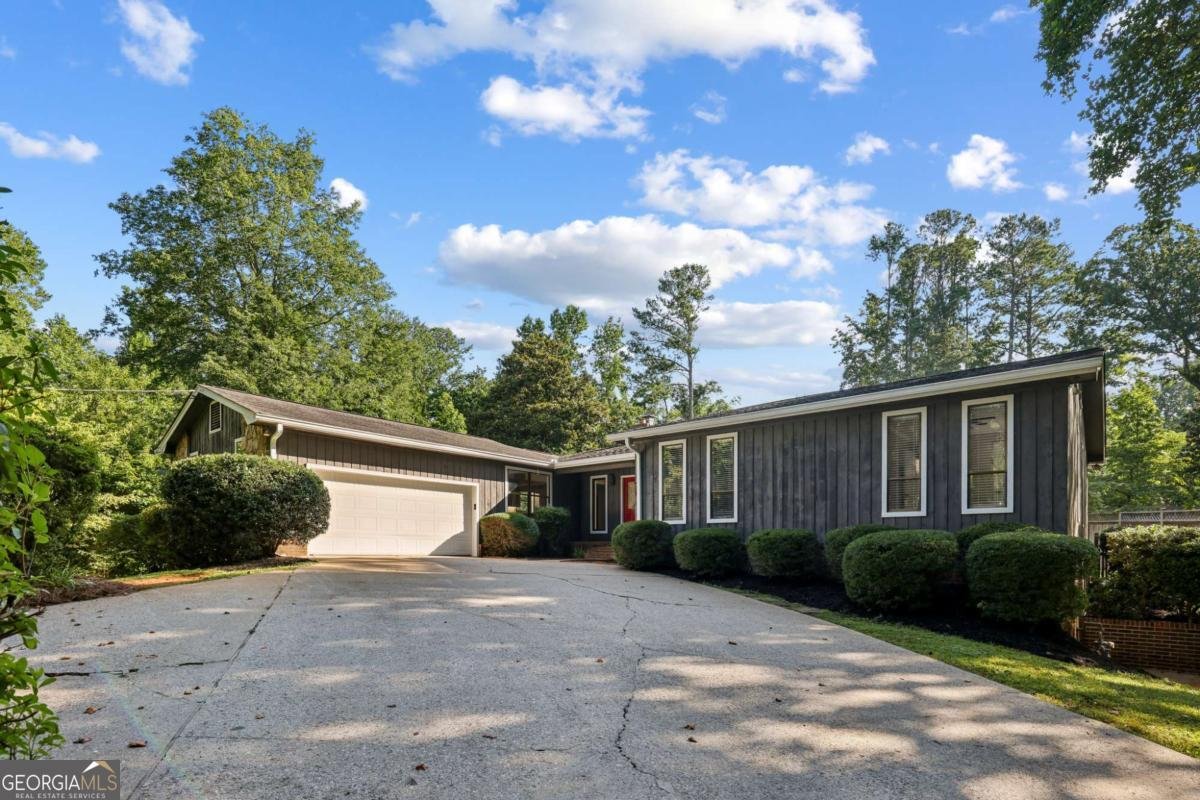 230 Hollyberry Court Roswell - 29