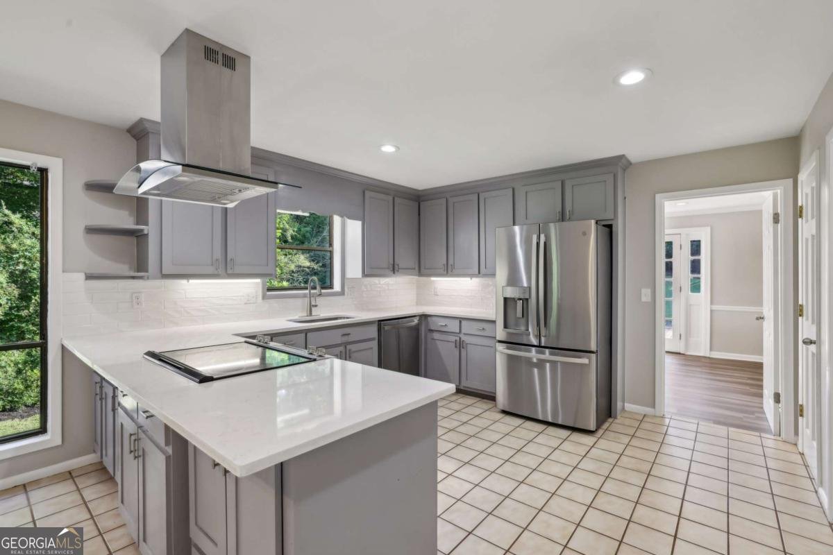 230 Hollyberry Court Roswell - 8