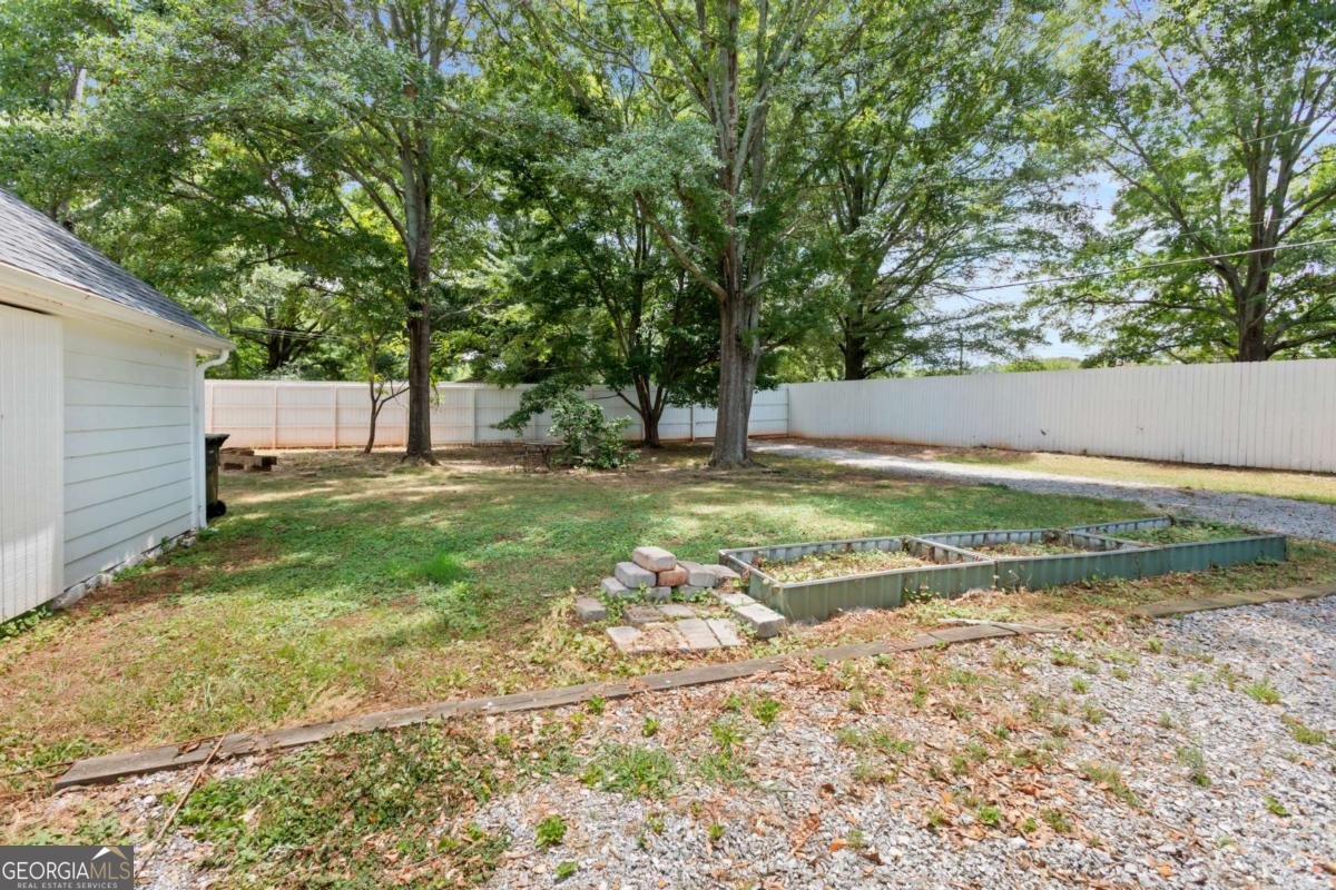 212 Yancey Road Arnoldsville - 29