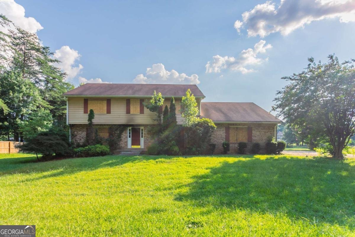 405 Fairfield Circle Fayetteville - 1