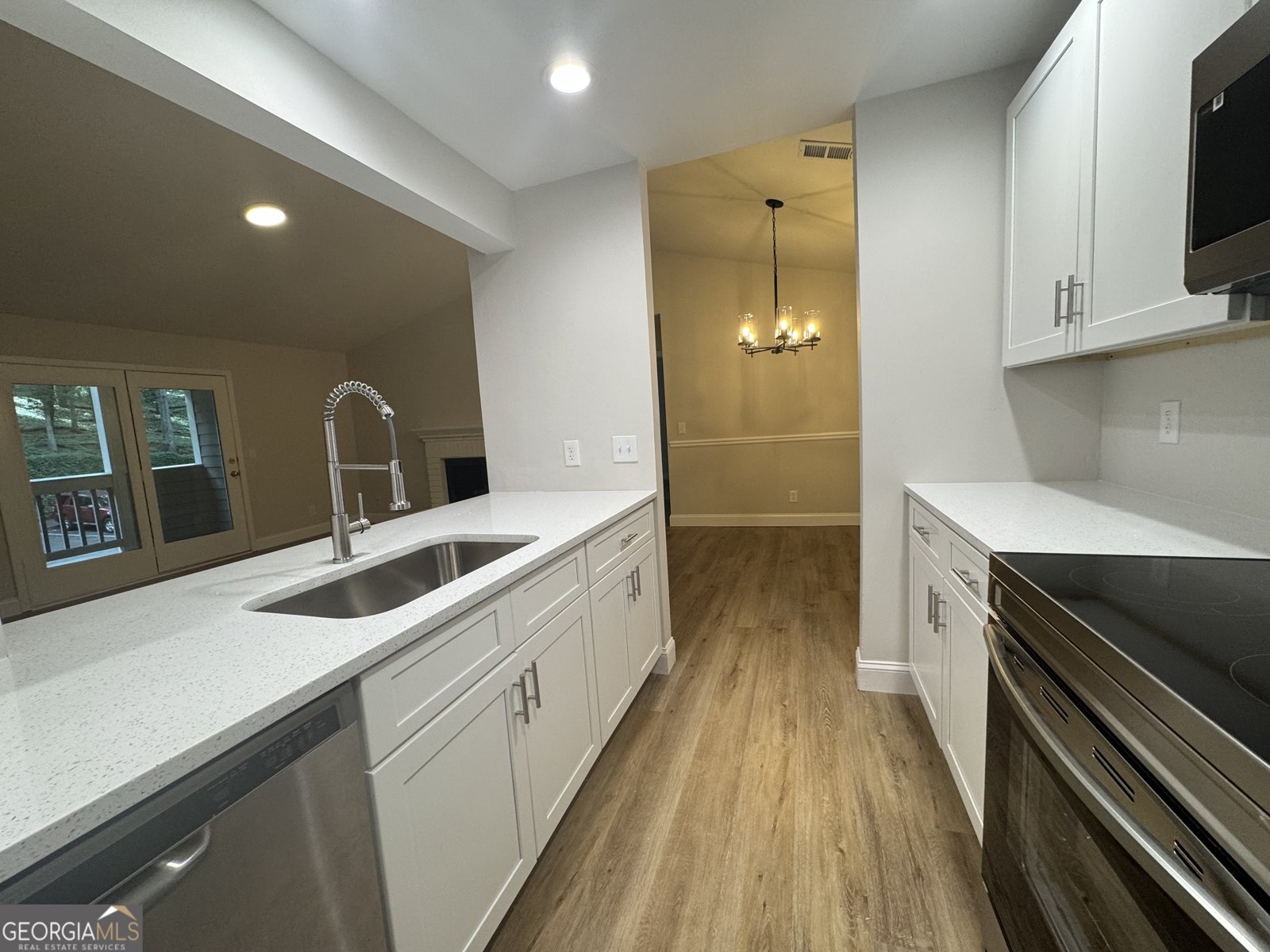 308 Warm Springs Circle Roswell - 11