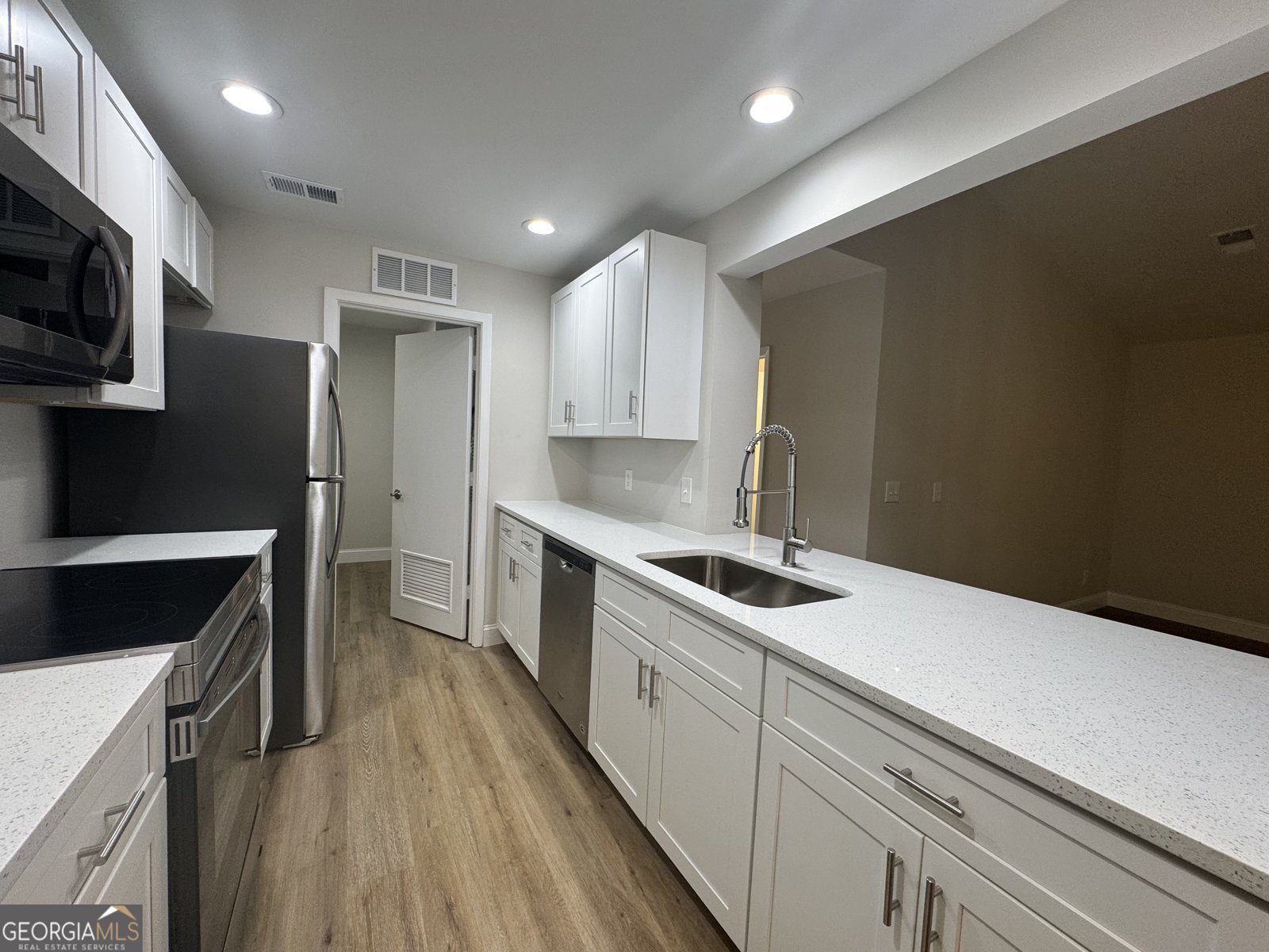 308 Warm Springs Circle Roswell - 4