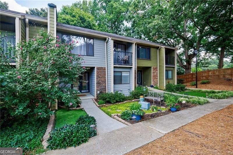 74 Goldrush Circle Sandy Springs - 2