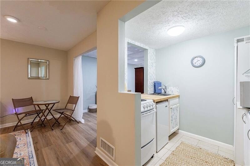 74 Goldrush Circle Sandy Springs - 36