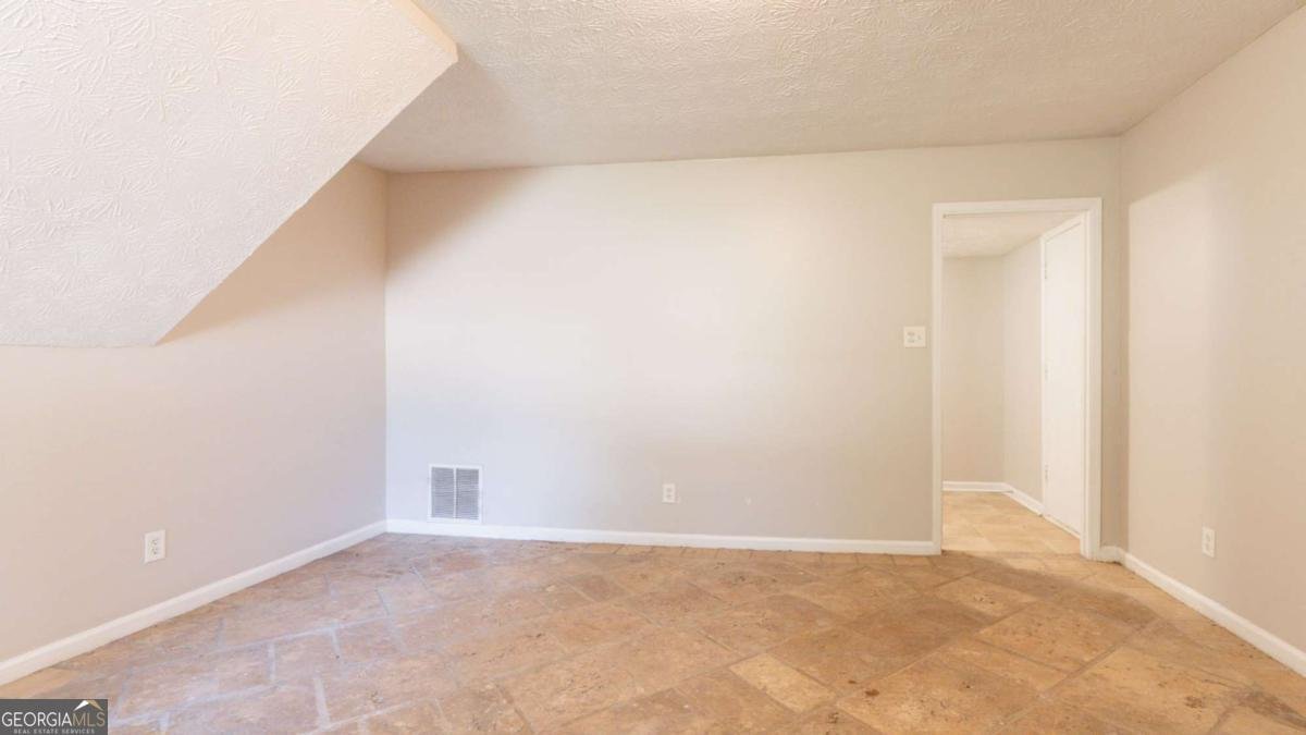 3830 Chimney Stone Court Ellenwood - 18