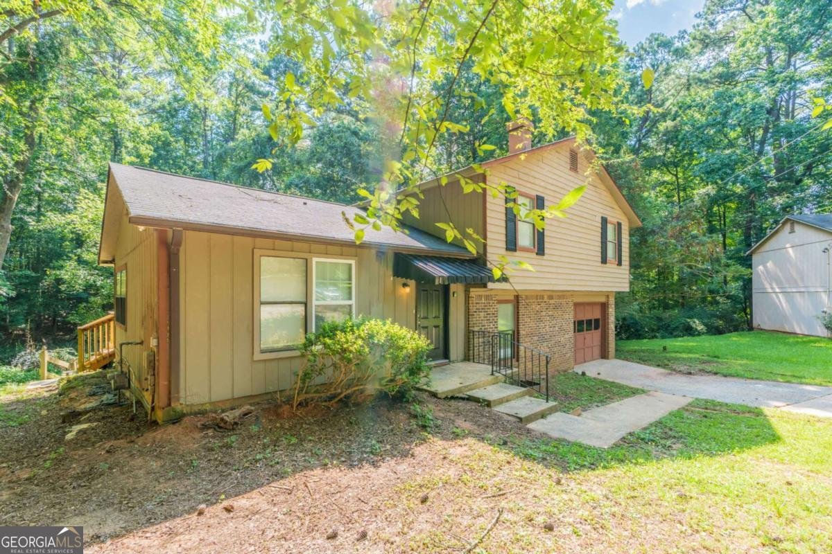 3830 Chimney Stone Court Ellenwood - 2
