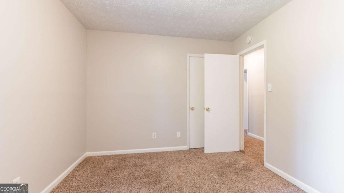 3830 Chimney Stone Court Ellenwood - 25