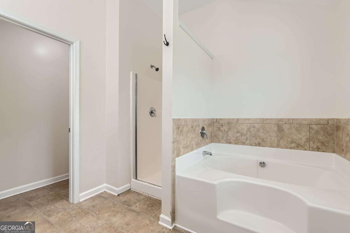 5863 San Gabriel Lane Atlanta - 18
