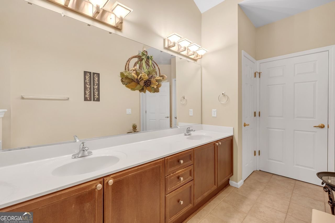 3235 Abbott Drive Powder Springs - 24