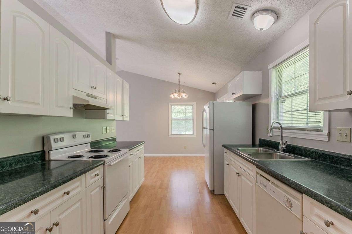 6726 Cambridge Drive Rex - 10