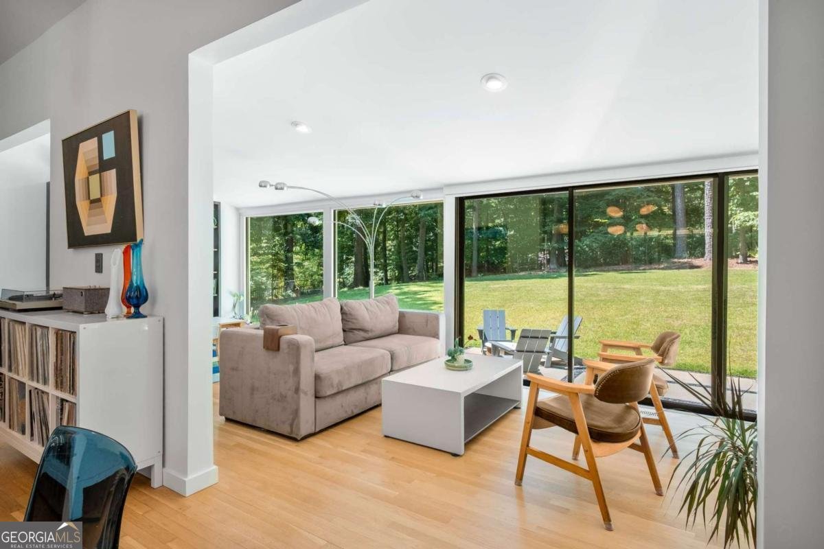 2066 Fairgreen Drive Tucker - 12