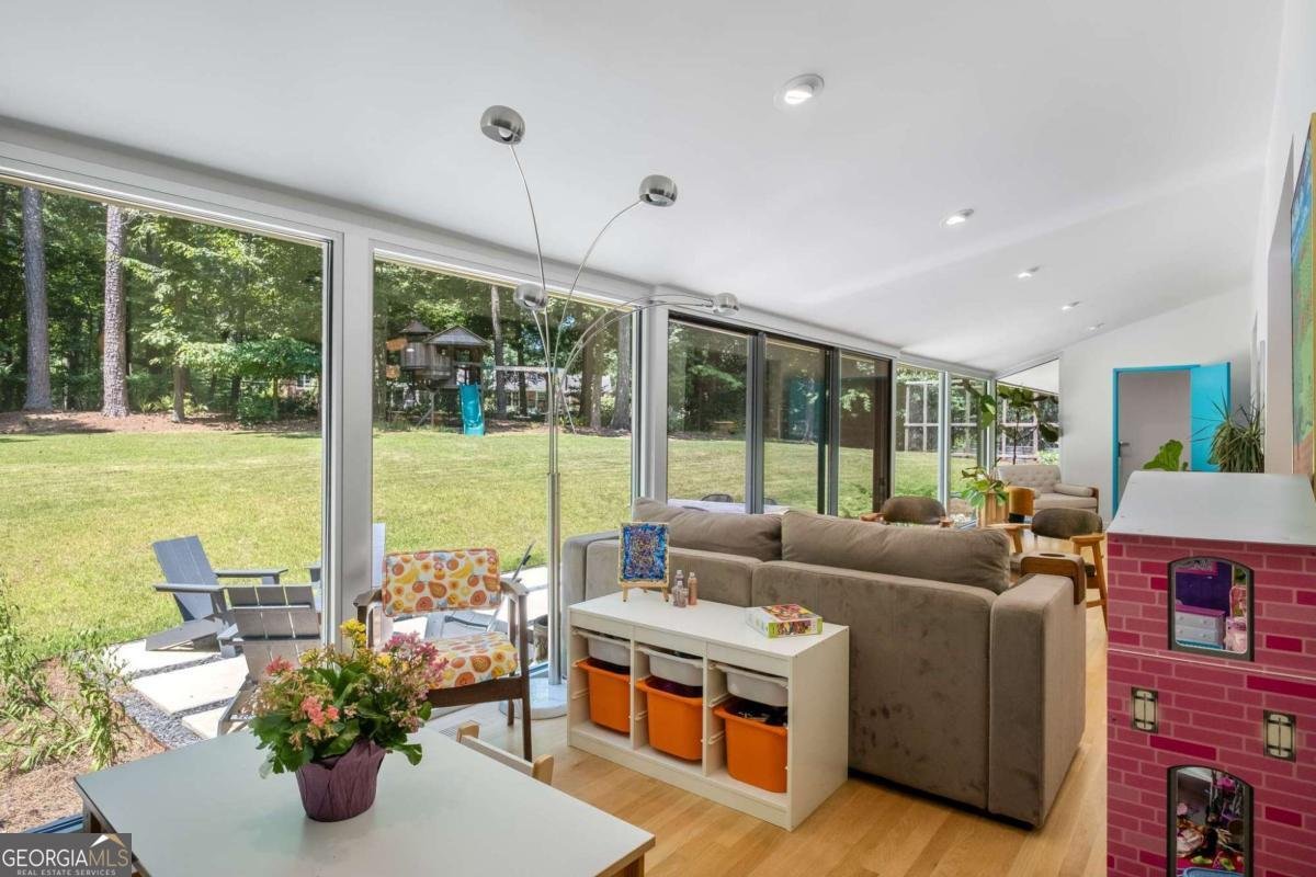 2066 Fairgreen Drive Tucker - 14