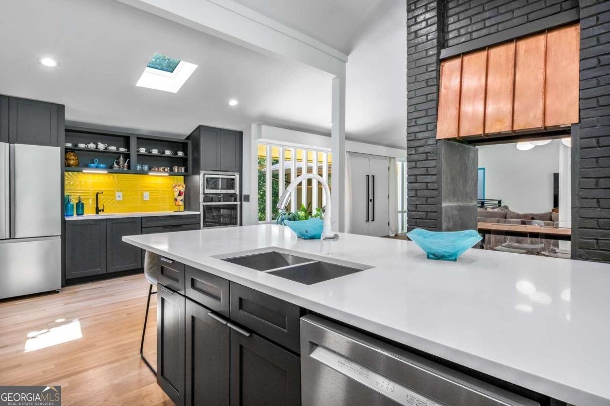 2066 Fairgreen Drive Tucker - 2