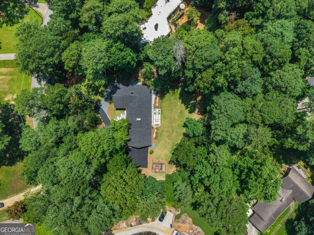 2066 Fairgreen Drive Tucker - 62