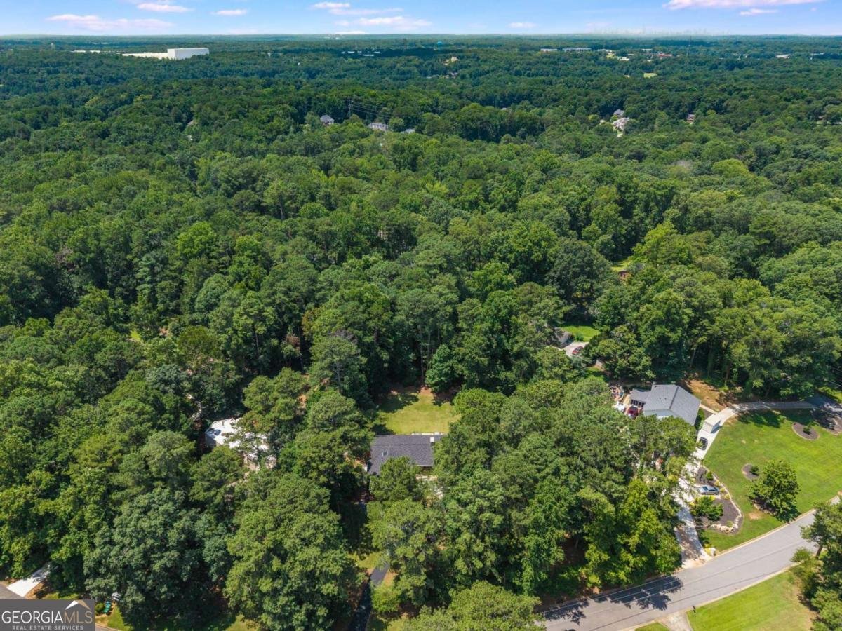 2066 Fairgreen Drive Tucker - 65