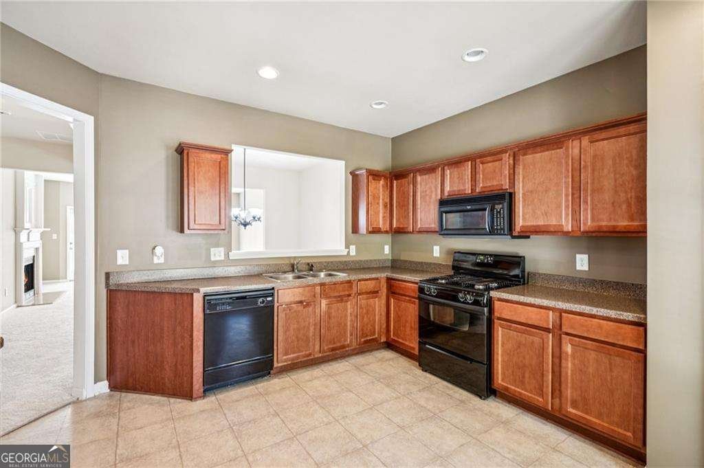 350 Suwanee Avenue Suwanee - 9