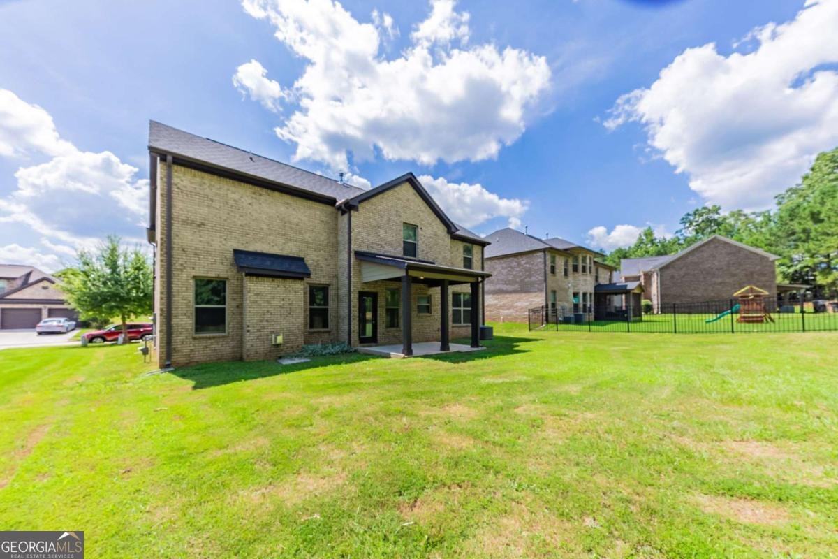 3177 Alhambra Circle Hampton - 32