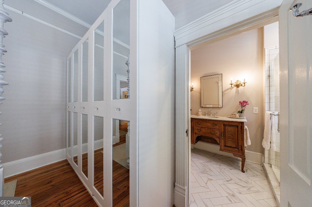 381 Cherokee Avenue Atlanta - 18
