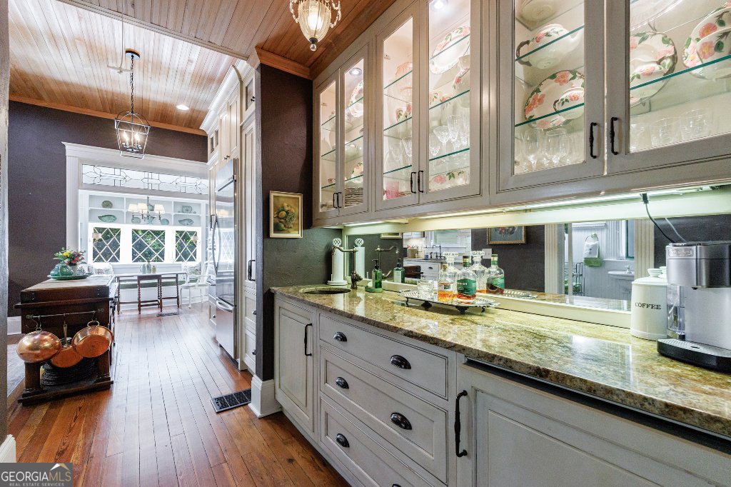 381 Cherokee Avenue Atlanta - 6