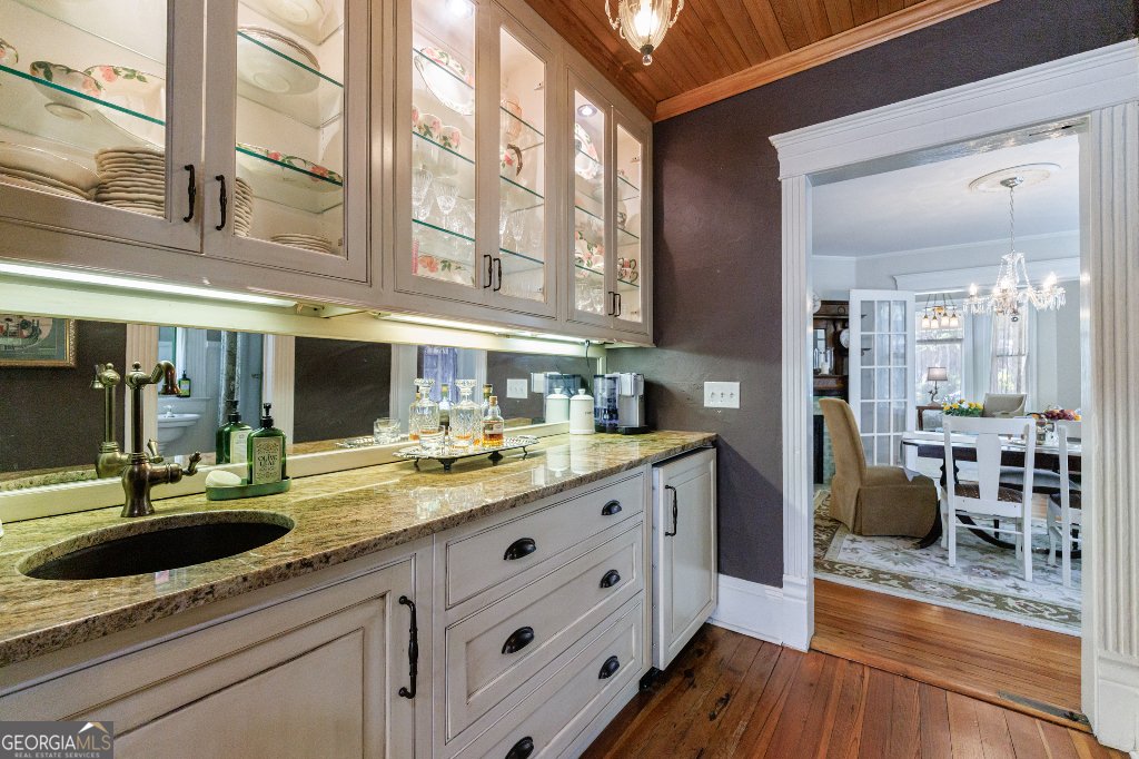 381 Cherokee Avenue Atlanta - 7