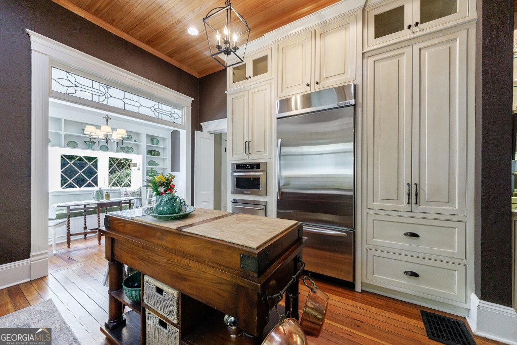 381 Cherokee Avenue Atlanta - 8