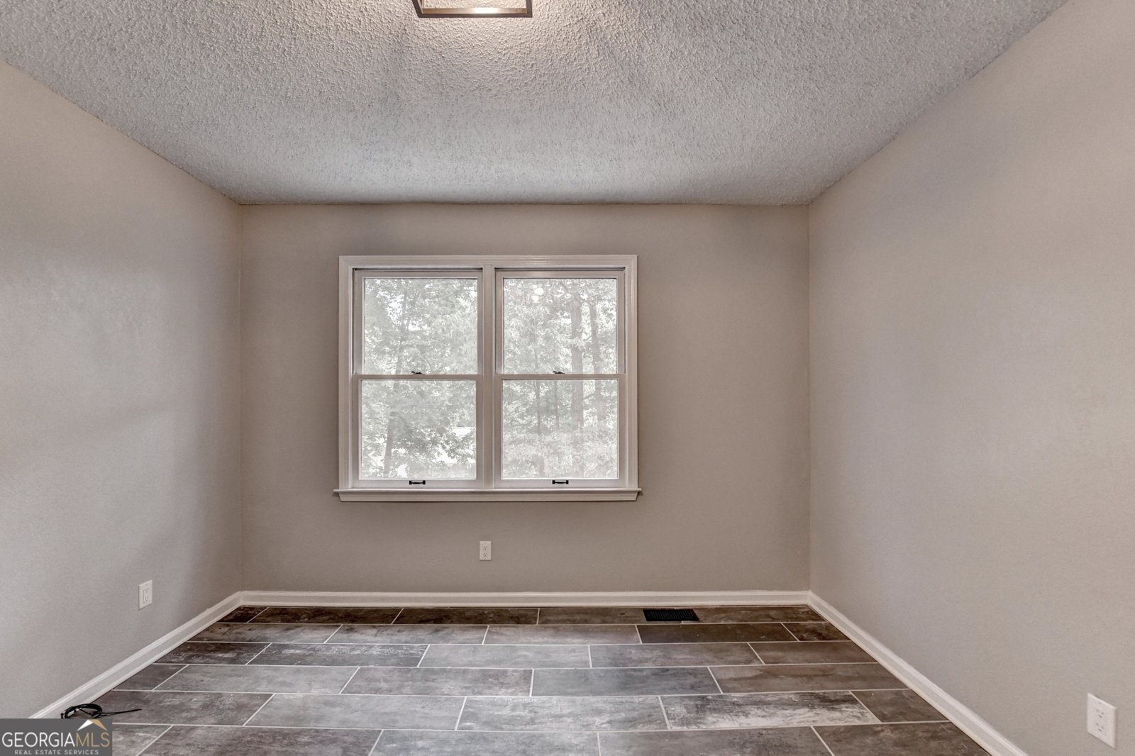 304 Winchester Way Woodstock - 33