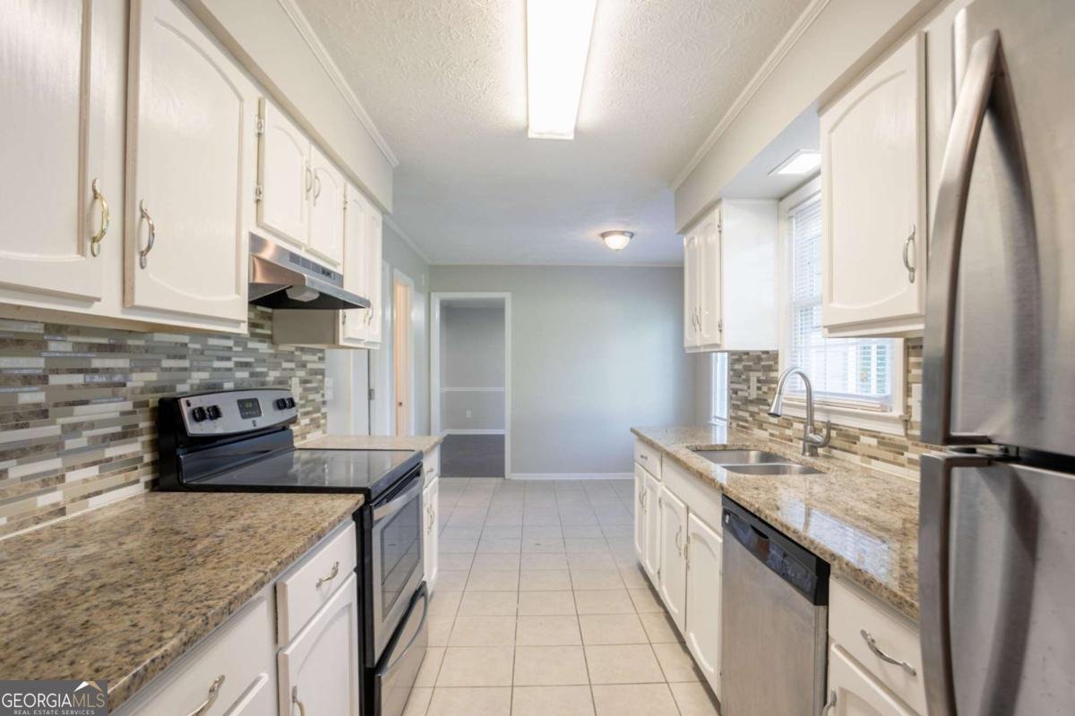 115 Fayette Court Fayetteville - 10