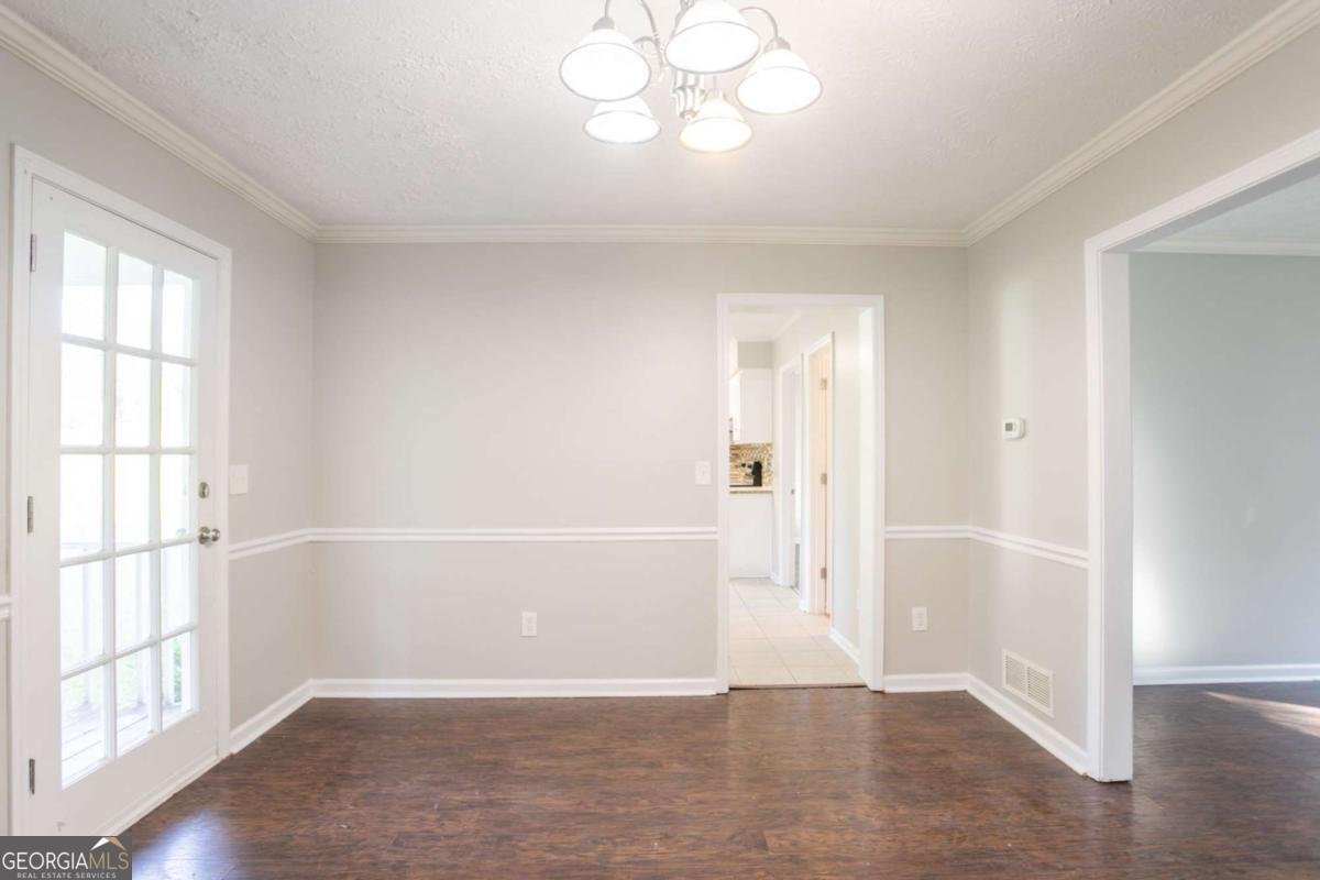 115 Fayette Court Fayetteville - 17