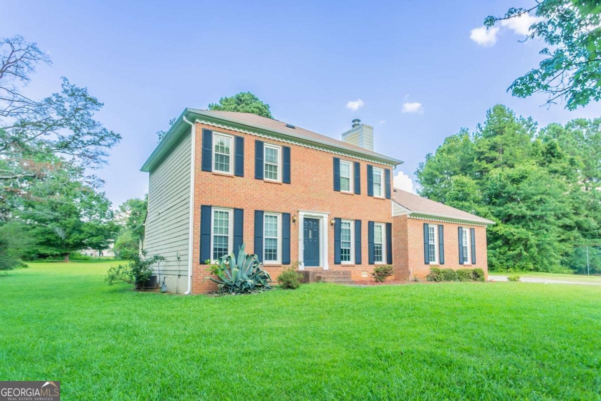 115 Fayette Court Fayetteville - 2