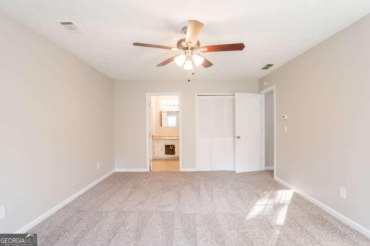115 Fayette Court Fayetteville - 24