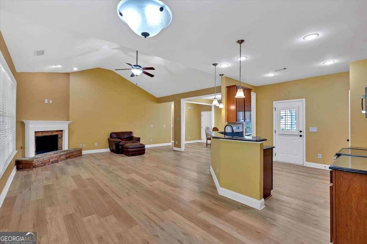 125 Thornwood Drive Rome - 7