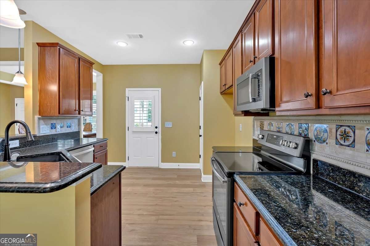 125 Thornwood Drive Rome - 8