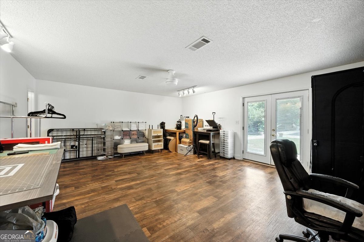 503 Creekside Drive Gray - 32