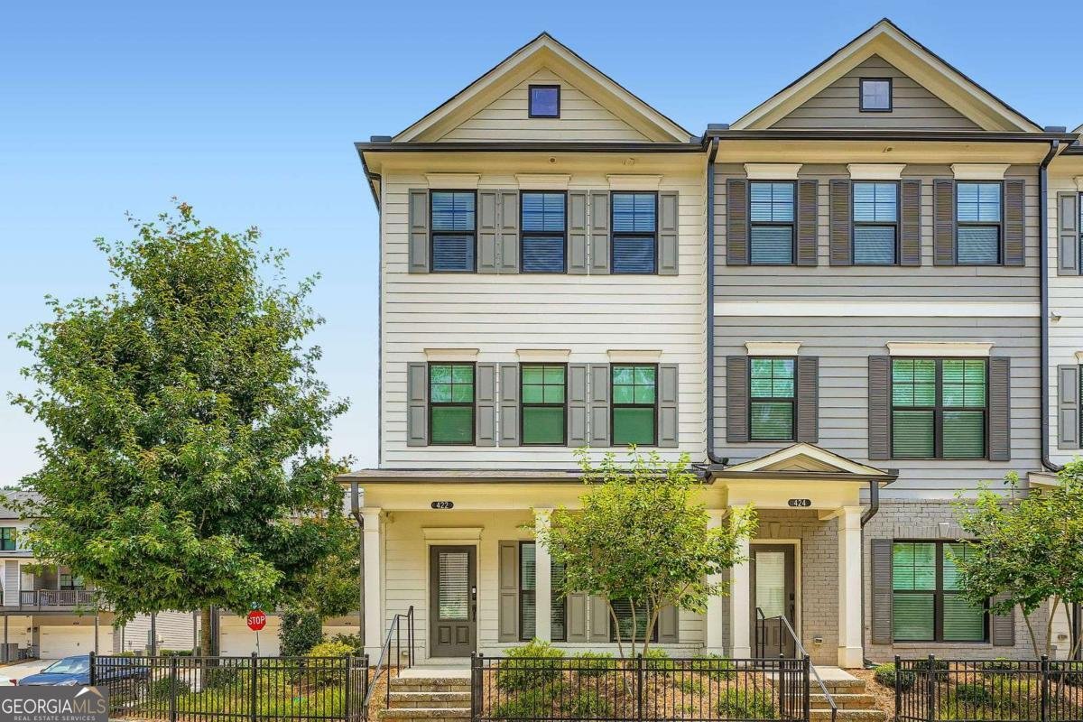 422 Stovall Place Woodstock - 1