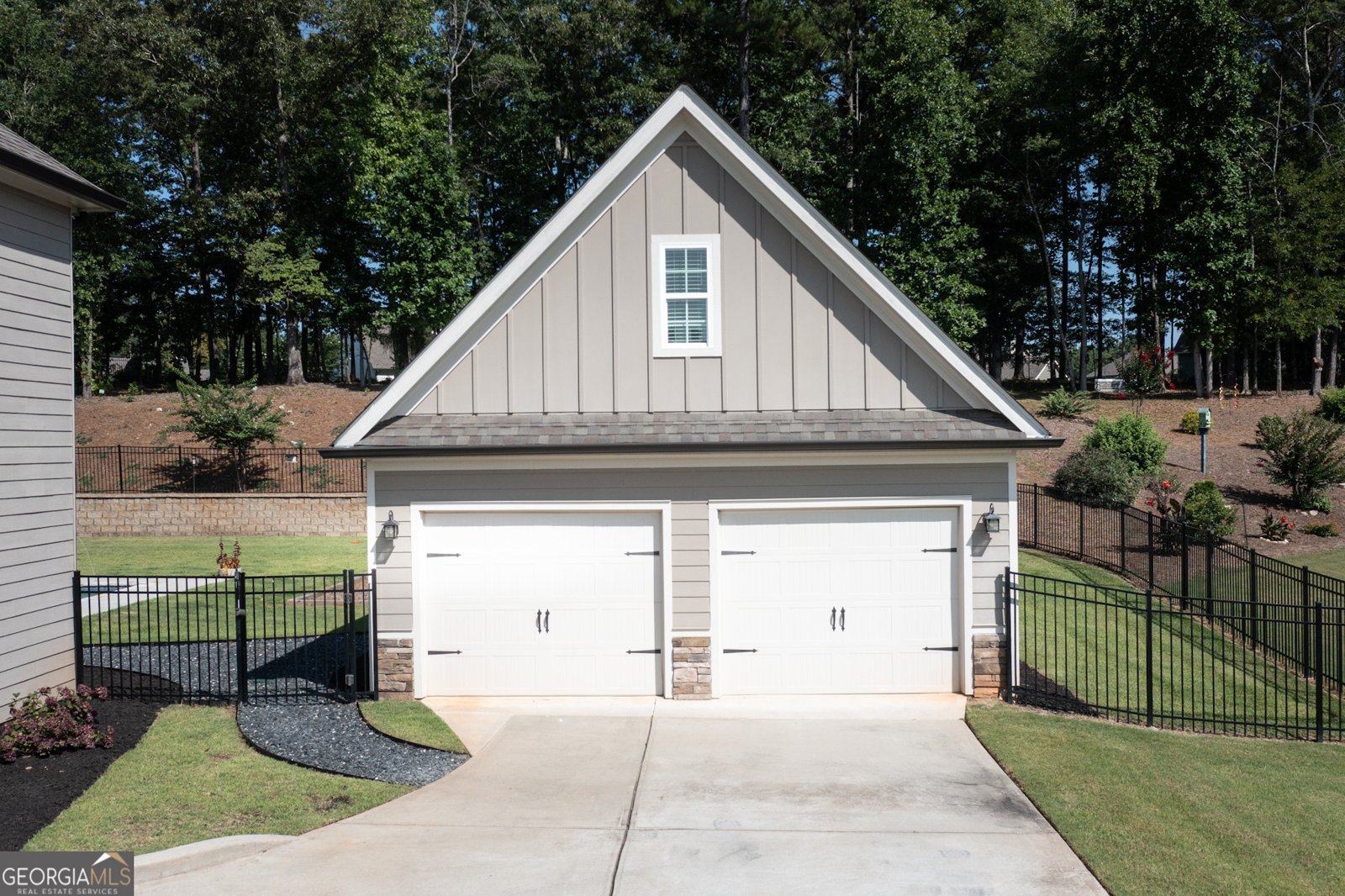 227 Blue Point Parkway Fayetteville - 79