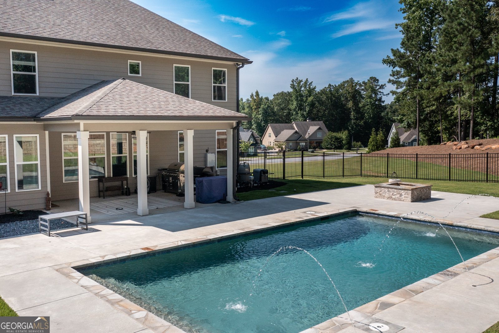 227 Blue Point Parkway Fayetteville - 81