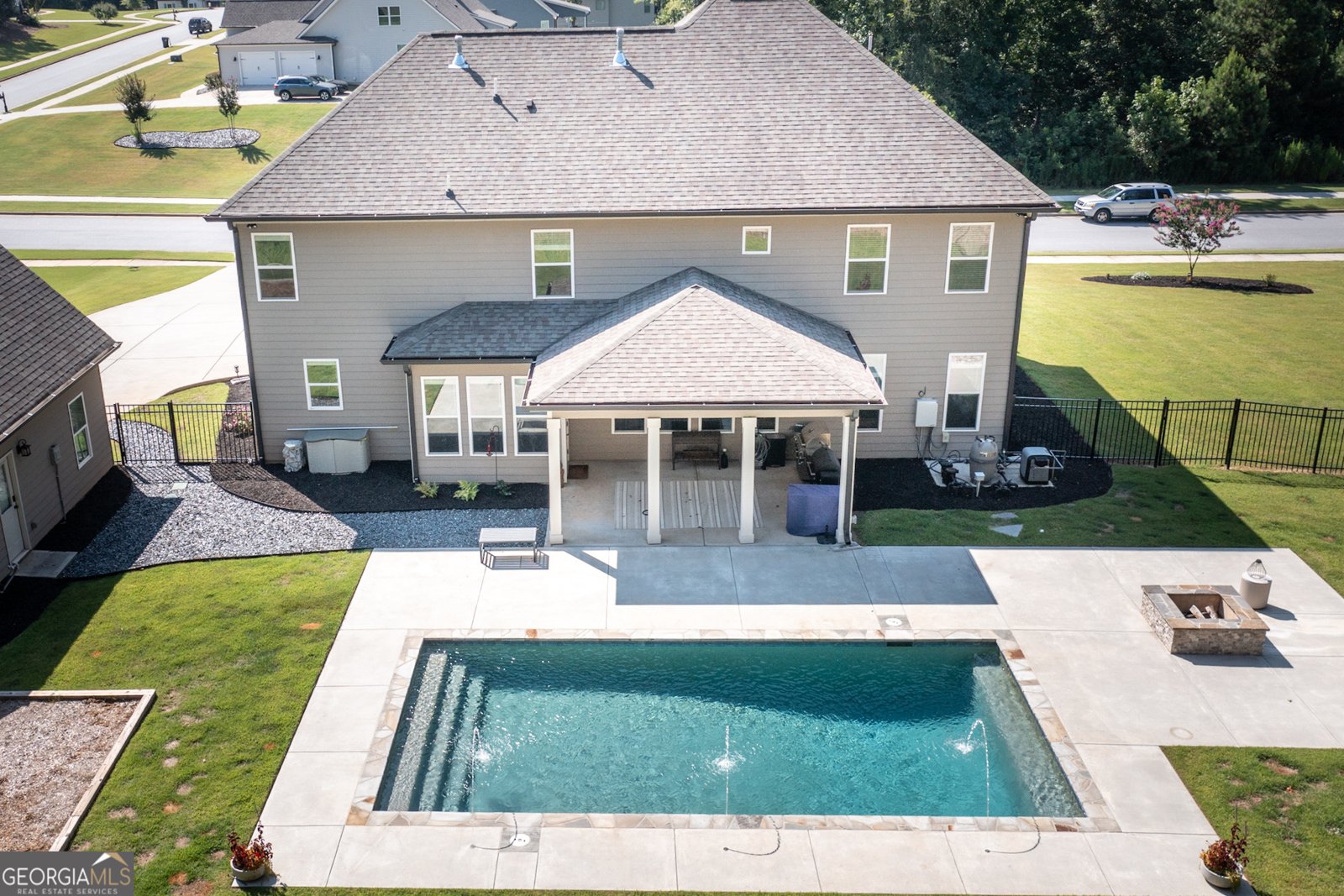 227 Blue Point Parkway Fayetteville - 82