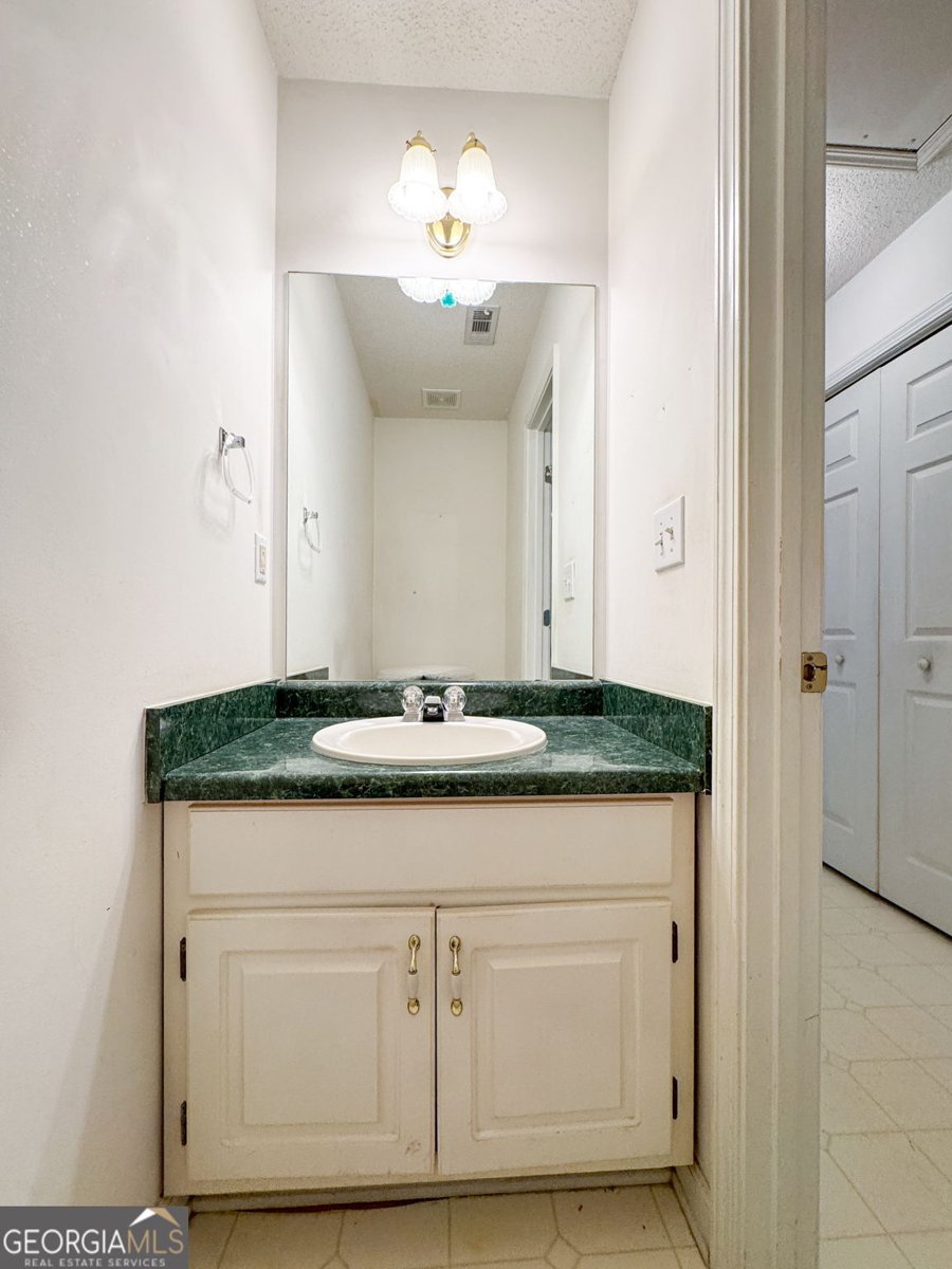 1285 Lake Forest Lane McDonough - 13