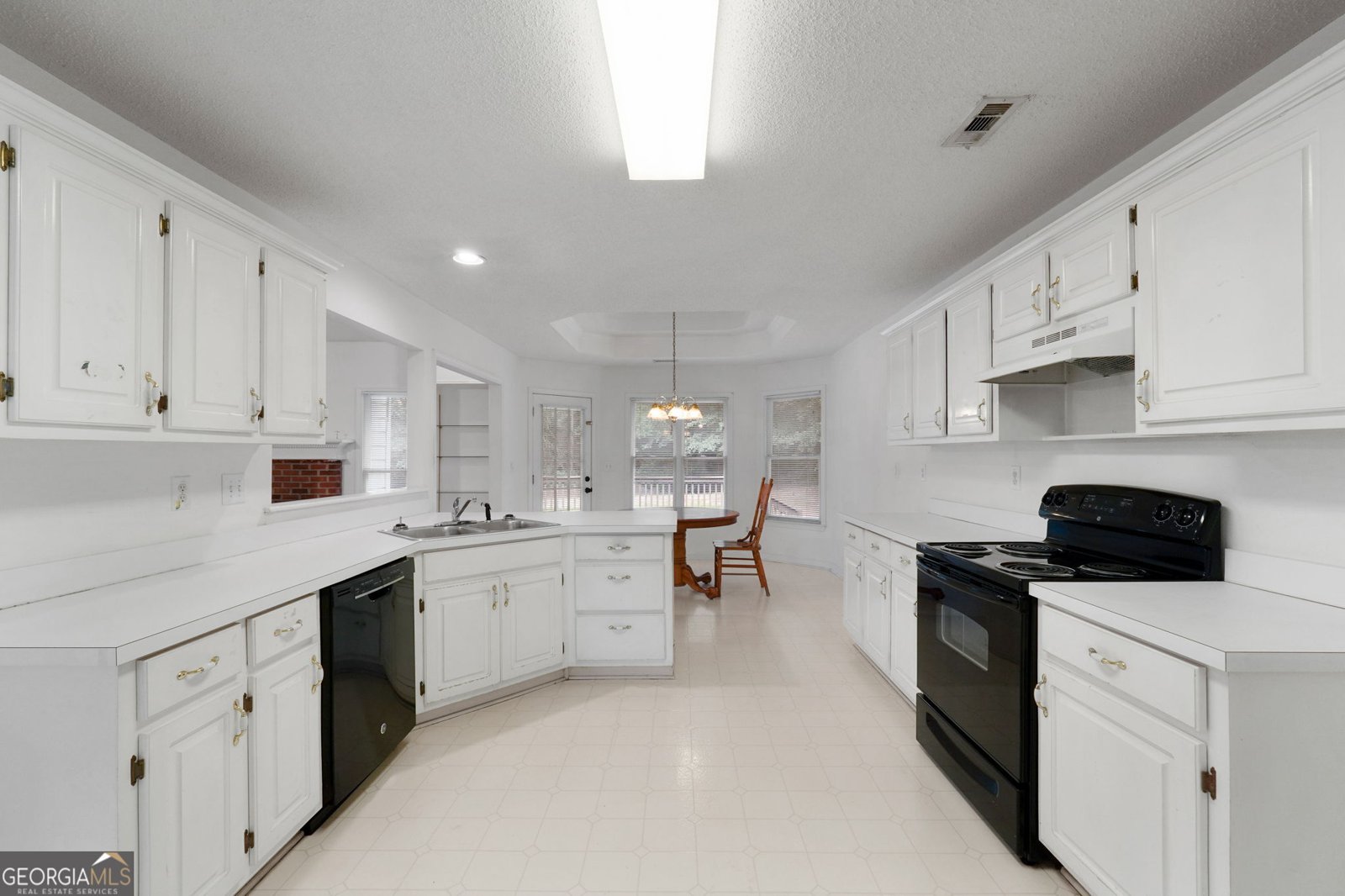 1285 Lake Forest Lane McDonough - 9